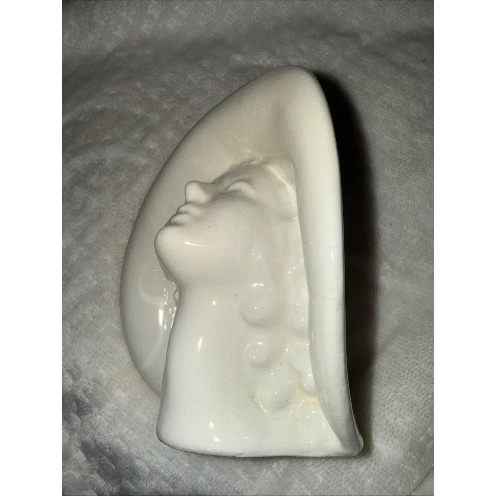 Vintage Pottery Art Deco Lady Head Vase Wall Pocket